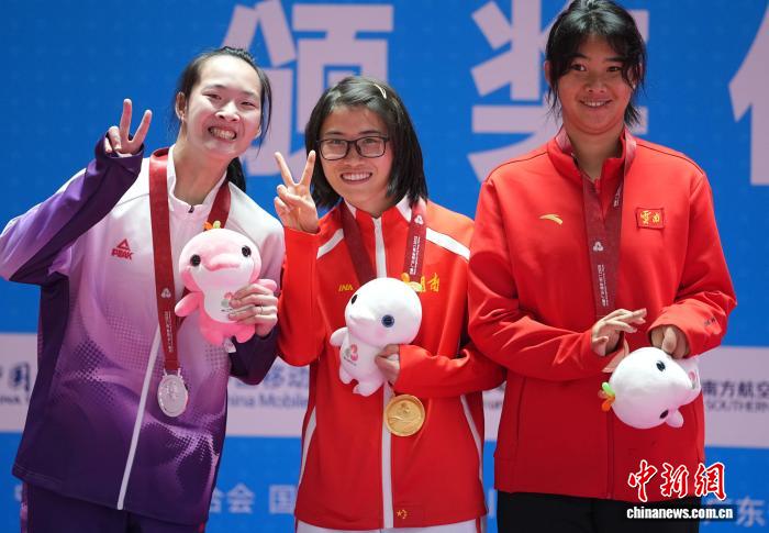 湖南选手史逸婷残特奥会400米破世界纪录揽三金