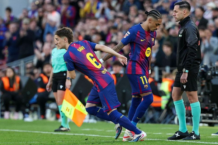 加维复出迎战马竞 拉玛西亚新星或成巴萨欧冠关