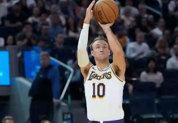 湖人弃用潜力新星克内克特引争议，交易窗口期