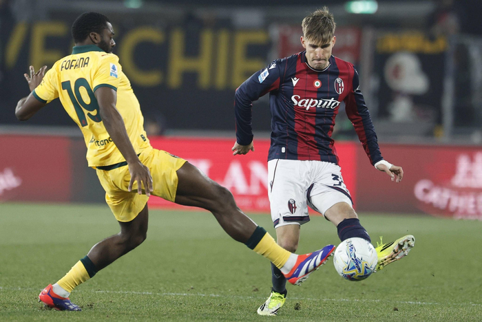 米兰0-1那不勒斯，争冠梦碎战术保守与更衣室裂